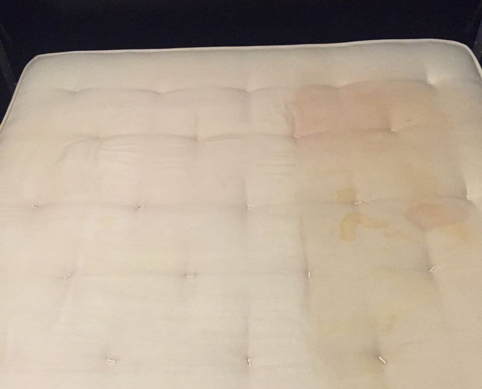 mattresses cleaning N9