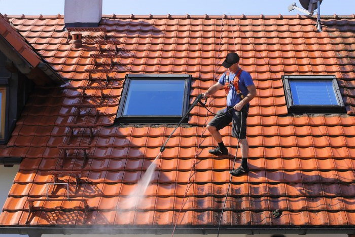 cleaning gutters